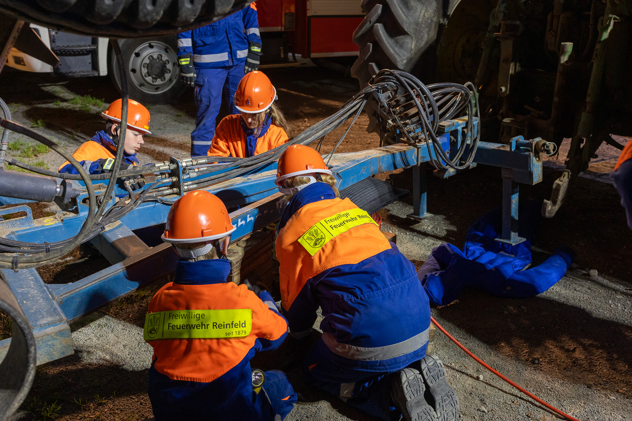 Jugendfeuerwehr Reinfeld bei Ausbildung und Übung